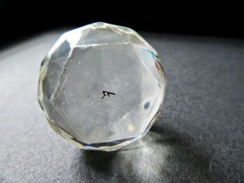 Blood Crystal (Reversed Ansuz Rune) - Image 2